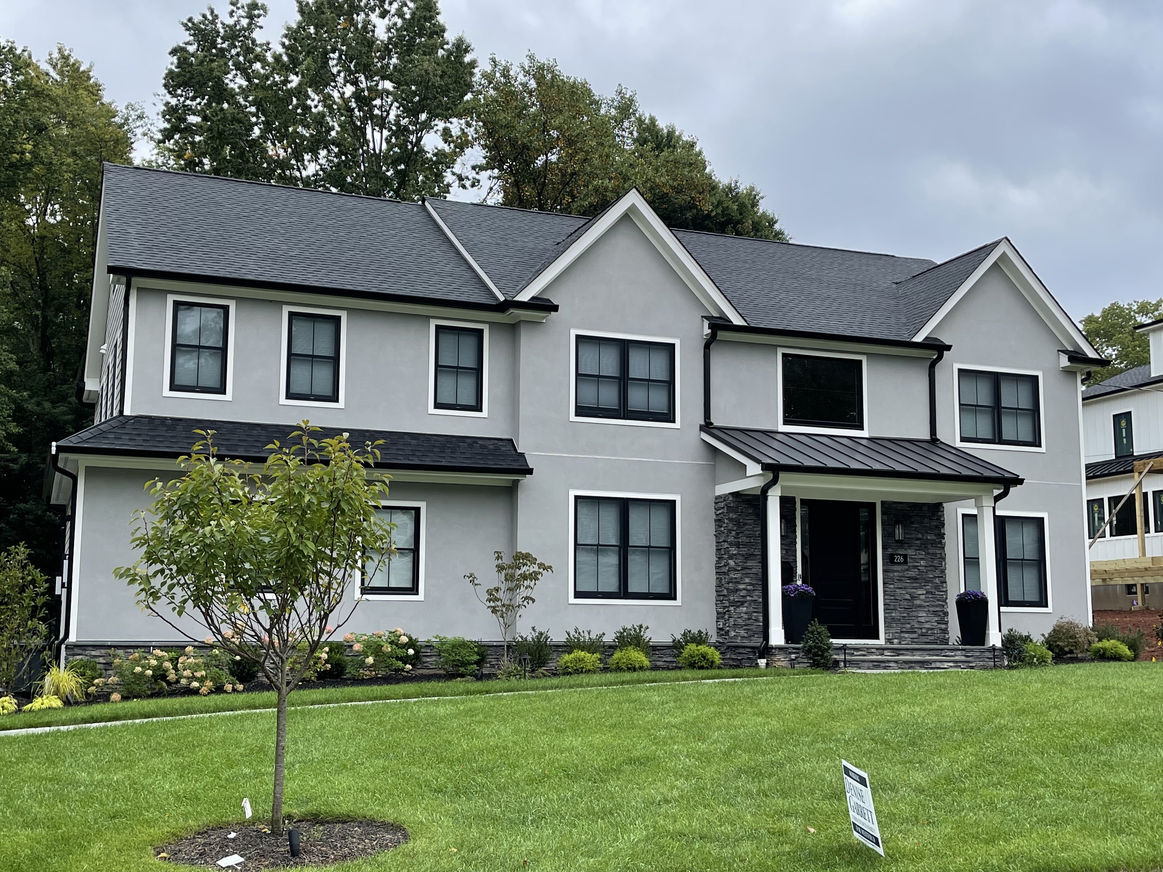 B50089EF-B555-4454-9528-78690720616C Majestic Exteriors