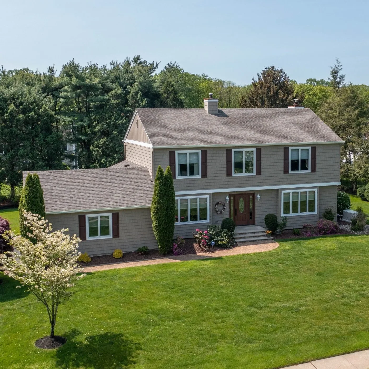 https://majesticexteriors.com/wp-content/uploads/2023/12/DJI_0753-scaled-e1703016240457.webp